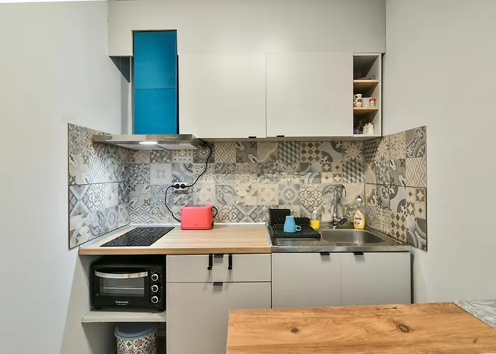 Flats With Parking Appartement *