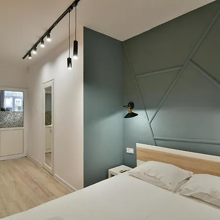 Flats With Parking *