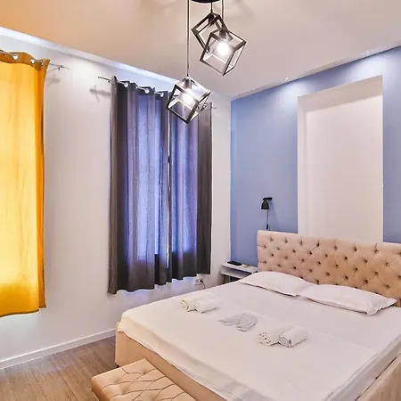 Flats With Parking *