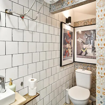 Flats With Parking * 바르나