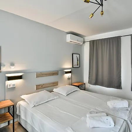 Apartamento Flats With Parking *