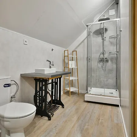 Flats With Parking 아파트